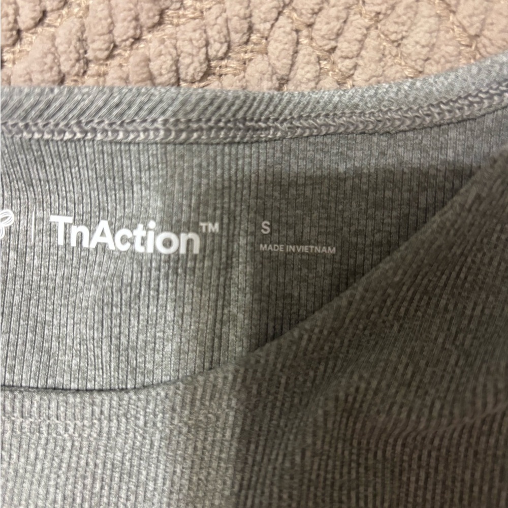 Cropped TNA top - Picture 3 of 3
